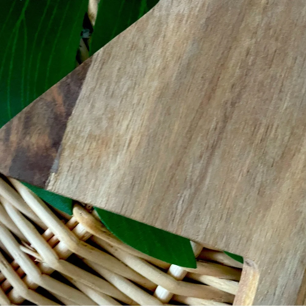Robert Stanley Home Collection Acacia Wood Tree Charcuterie Board Holiday NWT